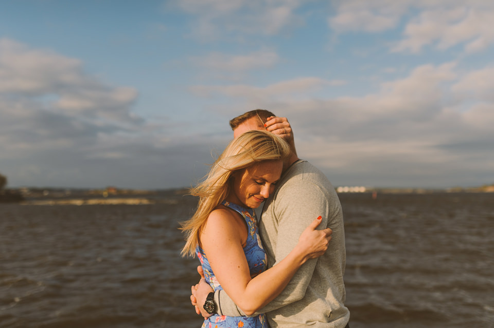 Andrina + Anssi // Kihlakuvaus Helsingissä