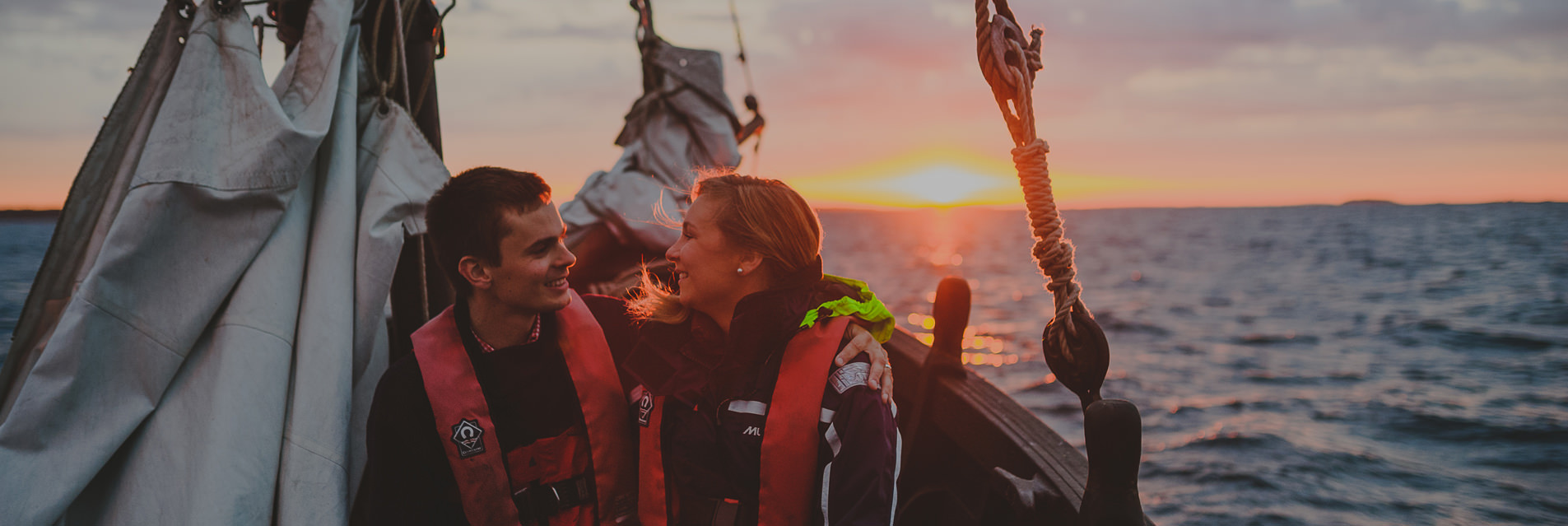 Sunrise engagement session at sea // E + T