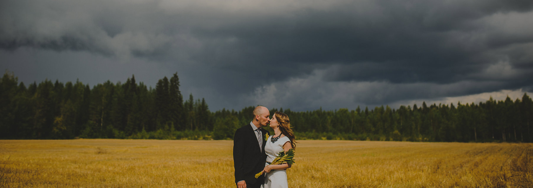 FINLAND WEDDING PHOTOGRAPHER // M + A