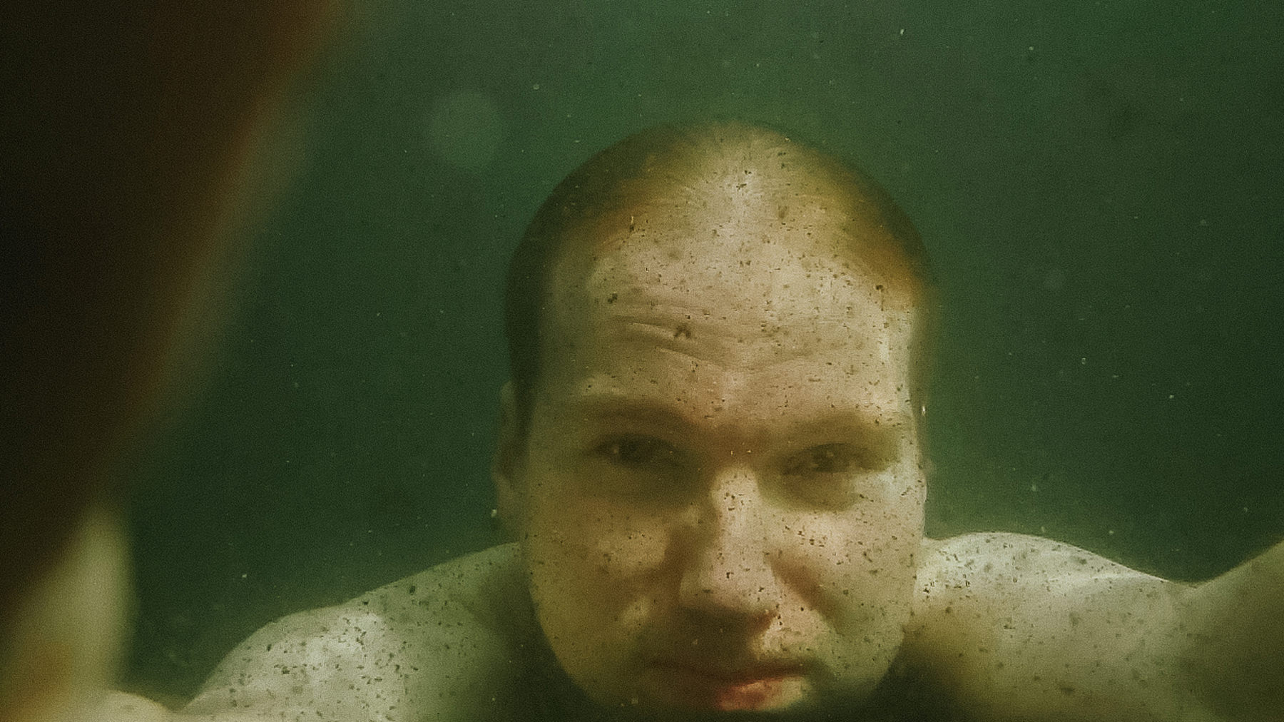 Underwater shot Sony Xperia Z2