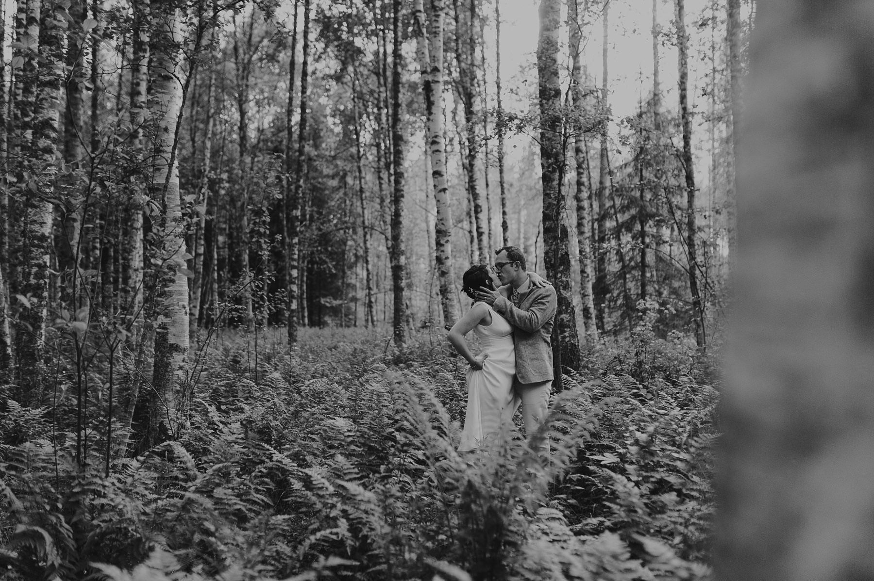 Adventure elopement photographer Finland