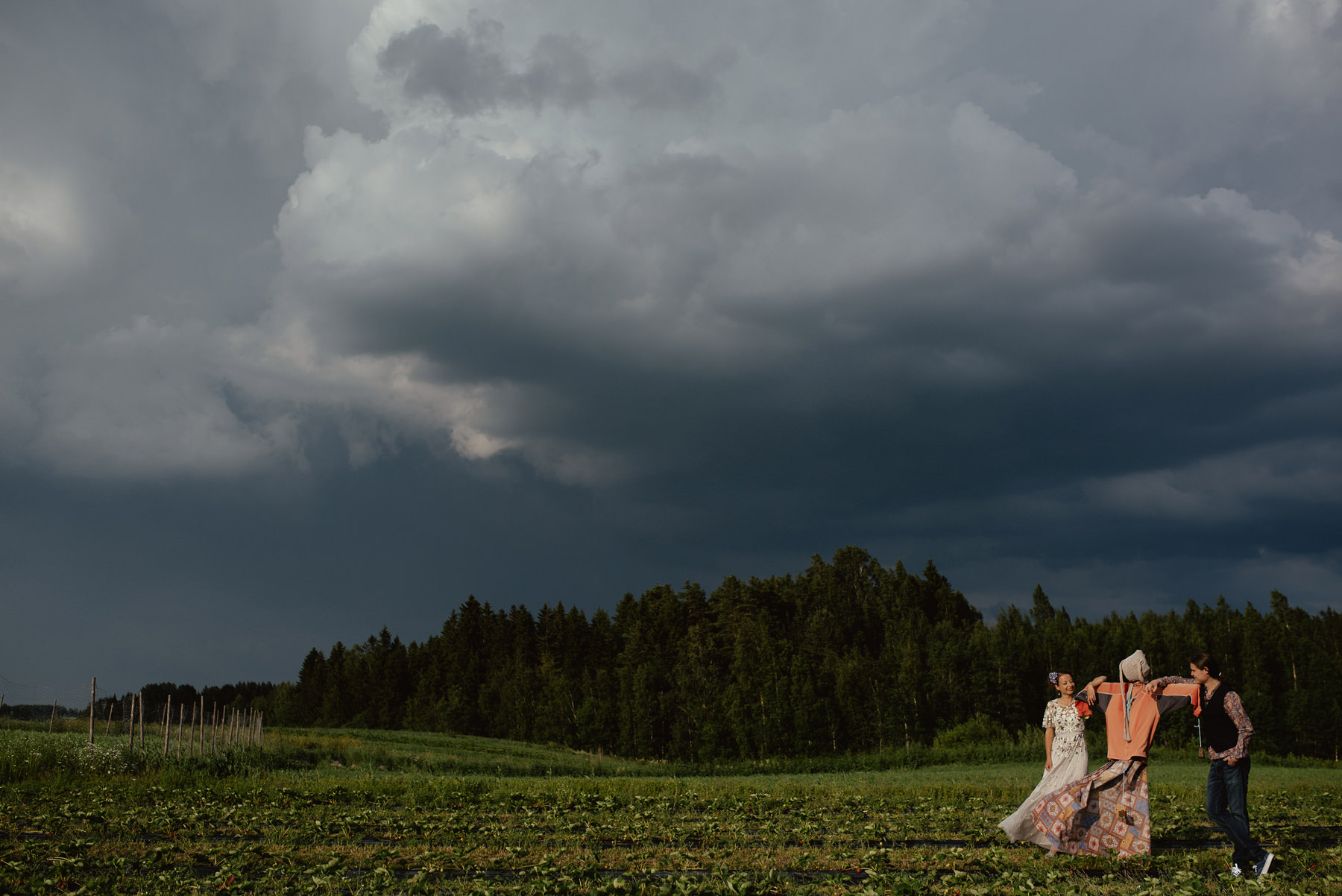 075-diy-backyard-wedding-finland