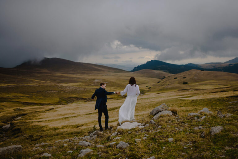 Adventure elopement photographer